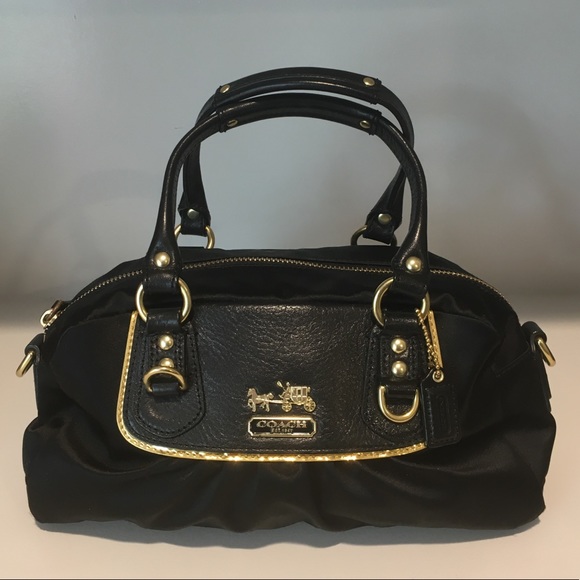 🔥 1 day sale 🔥 Black Satin Coach Bag 🔥 - Picture 6 of 8